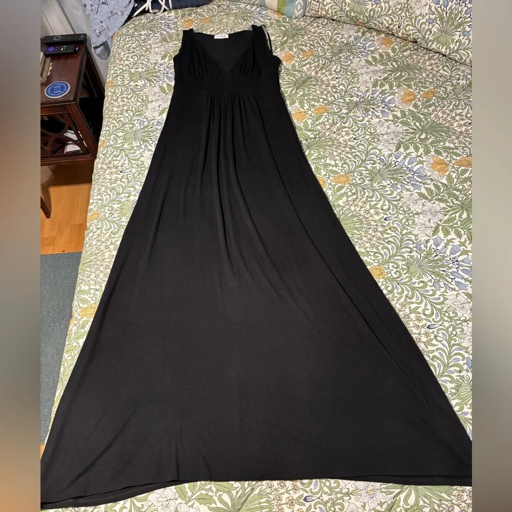 Loveappella Black V-Neck Jersey Sleeveless Maxi Dress - Picture 7 of 14